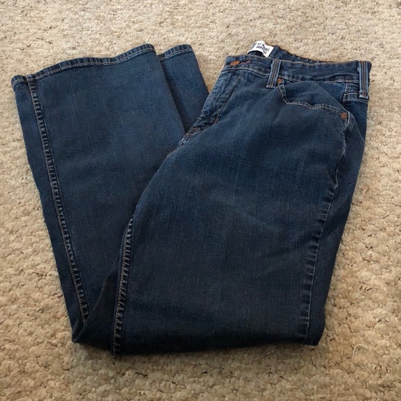 Levis Signature At Waist Bootcut Size 12 Short. - Picture 1 of 3